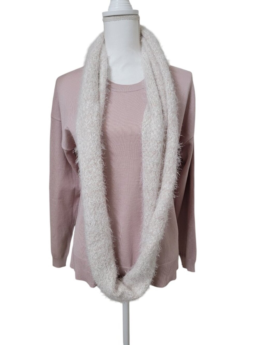 Verve Ami Size M Dusty Lilac Long Sleeve Sweater w/ Infinity Scarf, NEW with Tag